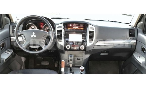 Acheter Import Voiture Mitsubishi Pajero Blanc à Import - Dubai, #<Region:0x000000000c5121b8> Acheter Import Voiture Mitsubishi Pajero Blanc à Import - Dubai, #<Region:0x000000000c5121b8>