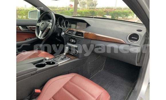 Acheter Import Voiture Mercedes-Benz 190 (W201) Autre à Import - Dubai, #<Region:0x000000000c5121b8> Acheter Import Voiture Mercedes-Benz 190 (W201) Autre à Import - Dubai, #<Region:0x000000000c5121b8>
