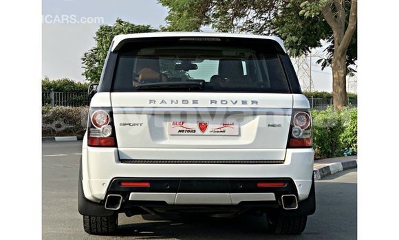 Buy Import Land Rover Range Rover White Car in Import - Dubai in Ayeyarwady Buy Import Land Rover Range Rover White Car in Import - Dubai in Ayeyarwady