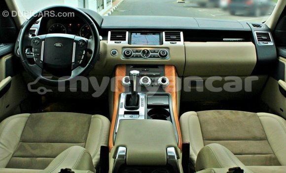 Buy Import Land Rover Range Rover Blue Car in Import - Dubai in Ayeyarwady Buy Import Land Rover Range Rover Blue Car in Import - Dubai in Ayeyarwady
