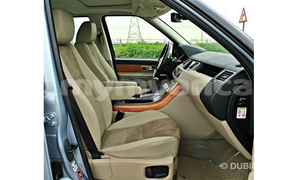 Buy Import Land Rover Range Rover Blue Car in Import - Dubai in Ayeyarwady Buy Import Land Rover Range Rover Blue Car in Import - Dubai in Ayeyarwady