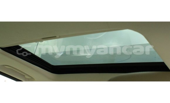 Buy Import Land Rover Range Rover Blue Car in Import - Dubai in Ayeyarwady Buy Import Land Rover Range Rover Blue Car in Import - Dubai in Ayeyarwady