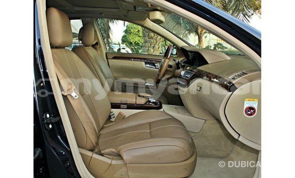 Buy Import Mercedes-Benz 200 Blue Car in Import - Dubai in Ayeyarwady Buy Import Mercedes-Benz 200 Blue Car in Import - Dubai in Ayeyarwady