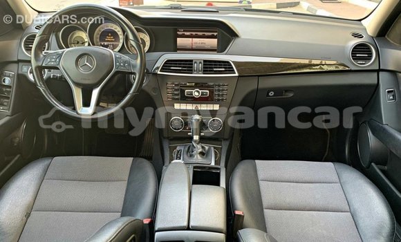 Buy Import Mercedes-Benz 200 Blue Car in Import - Dubai in Ayeyarwady Buy Import Mercedes-Benz 200 Blue Car in Import - Dubai in Ayeyarwady