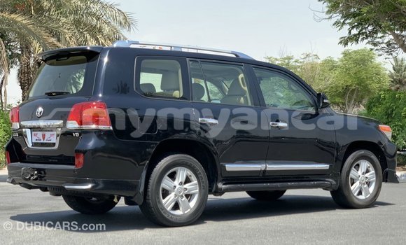 Buy Import Toyota Land Cruiser Black Car in Import - Dubai in Ayeyarwady Buy Import Toyota Land Cruiser Black Car in Import - Dubai in Ayeyarwady