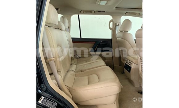 Buy Import Toyota Land Cruiser Black Car in Import - Dubai in Ayeyarwady Buy Import Toyota Land Cruiser Black Car in Import - Dubai in Ayeyarwady