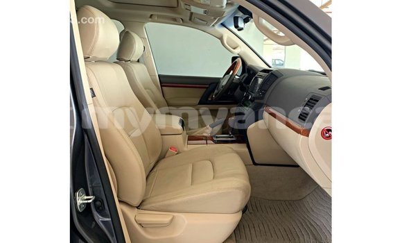 Buy Import Toyota Land Cruiser Other Car in Import - Dubai in Ayeyarwady Buy Import Toyota Land Cruiser Other Car in Import - Dubai in Ayeyarwady