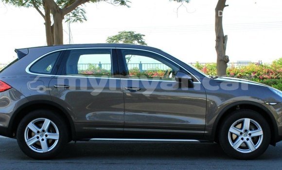 Acheter Import Voiture Porsche Cayenne Marron à Import - Dubai, #<Region:0x000000000c5121b8> Acheter Import Voiture Porsche Cayenne Marron à Import - Dubai, #<Region:0x000000000c5121b8>