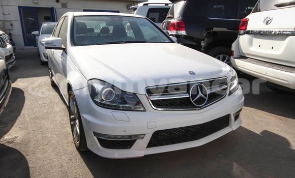 Buy Import Mercedes-Benz 200 White Car in Import - Dubai in Ayeyarwady
