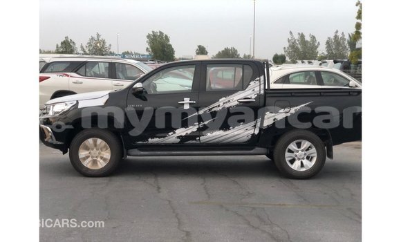 သွင်းကုန် Toyota Hilux Black ကား Import - Dubai Ayeyarwady သွင်းကုန် Toyota Hilux Black ကား Import - Dubai Ayeyarwady