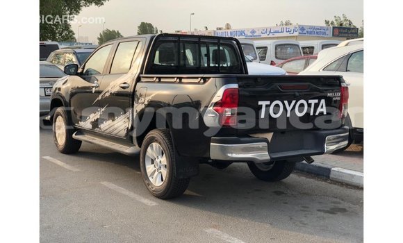 သွင်းကုန် Toyota Hilux Black ကား Import - Dubai Ayeyarwady သွင်းကုန် Toyota Hilux Black ကား Import - Dubai Ayeyarwady