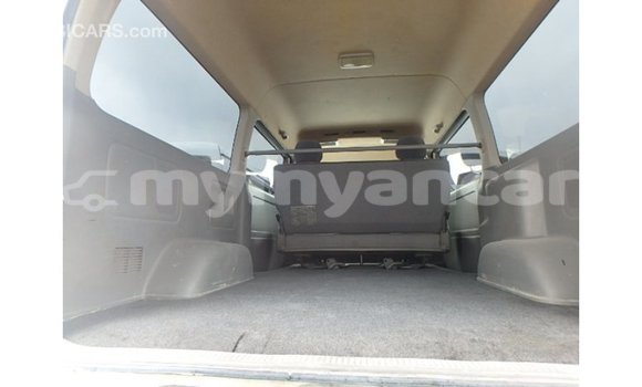 Buy Import Toyota Regius White Car in Import - Dubai in Ayeyarwady Buy Import Toyota Regius White Car in Import - Dubai in Ayeyarwady