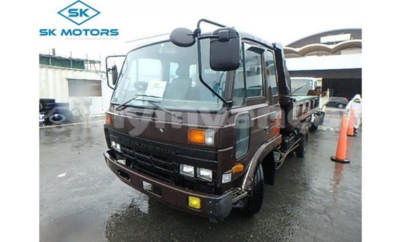 Buy Import Nissan Evalia Brown Truck in Import - Dubai in Ayeyarwady Buy Import Nissan Evalia Brown Truck in Import - Dubai in Ayeyarwady