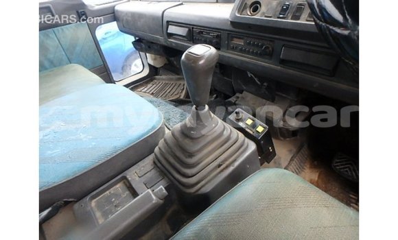 Buy Import Nissan Evalia Brown Truck in Import - Dubai in Ayeyarwady Buy Import Nissan Evalia Brown Truck in Import - Dubai in Ayeyarwady