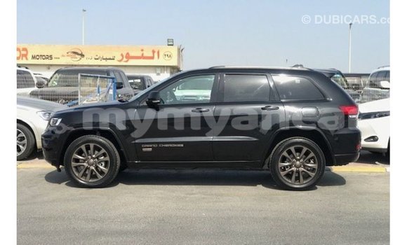 သွင်းကုန် Jeep Cherokee Other ကား Import - Dubai Ayeyarwady သွင်းကုန် Jeep Cherokee Other ကား Import - Dubai Ayeyarwady