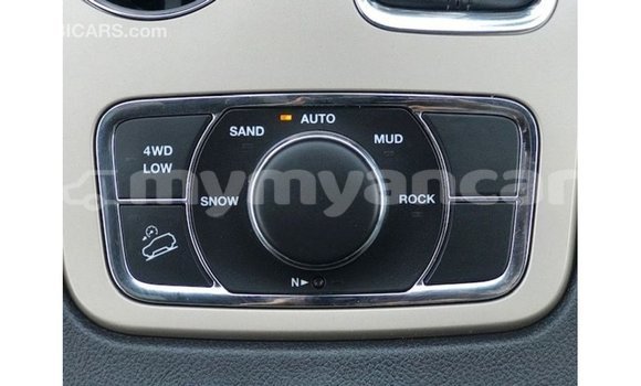 သွင်းကုန် Jeep Cherokee Other ကား Import - Dubai Ayeyarwady သွင်းကုန် Jeep Cherokee Other ကား Import - Dubai Ayeyarwady