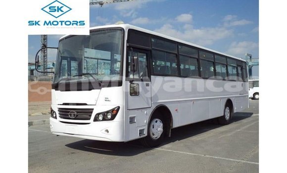 Acheter Import Voiture Tata Xenon Blanc à Import - Dubai, #<Region:0x000000000c5121b8>