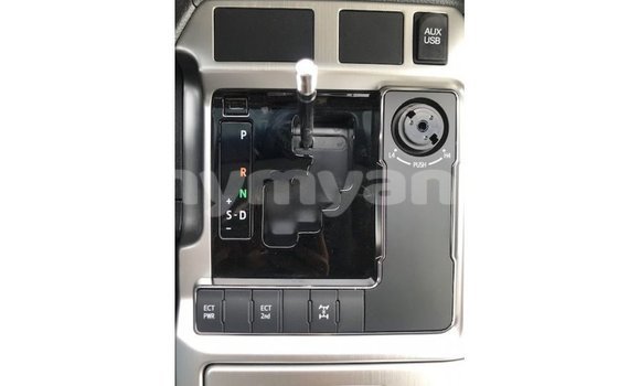 Acheter Import Voiture Toyota Land Cruiser Blanc à Import - Dubai, #<Region:0x000000000c5121b8> Acheter Import Voiture Toyota Land Cruiser Blanc à Import - Dubai, #<Region:0x000000000c5121b8>