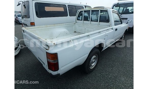 Acheter Import Voiture Toyota Hilux Blanc à Import - Dubai, #<Region:0x000000000c5121b8> Acheter Import Voiture Toyota Hilux Blanc à Import - Dubai, #<Region:0x000000000c5121b8>