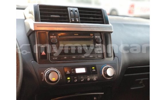 သွင်းကုန် Toyota Prado White ကား Import - Dubai Ayeyarwady သွင်းကုန် Toyota Prado White ကား Import - Dubai Ayeyarwady