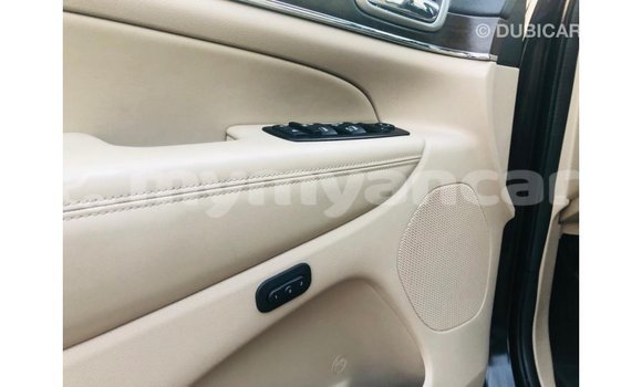 သွင်းကုန် Jeep Grand Cherokee Black ကား Import - Dubai Ayeyarwady သွင်းကုန် Jeep Grand Cherokee Black ကား Import - Dubai Ayeyarwady