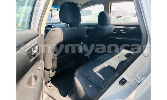 သွင်းကုန် Nissan Altima Other ကား Import - Dubai Ayeyarwady သွင်းကုန် Nissan Altima Other ကား Import - Dubai Ayeyarwady