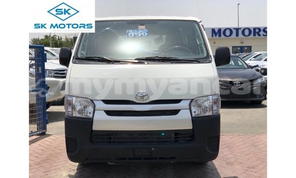 သွင်းကုန် Toyota Hiace White ကား Import - Dubai Ayeyarwady သွင်းကုန် Toyota Hiace White ကား Import - Dubai Ayeyarwady