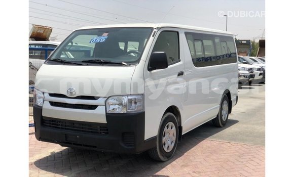သွင်းကုန် Toyota Hiace White ကား Import - Dubai Ayeyarwady သွင်းကုန် Toyota Hiace White ကား Import - Dubai Ayeyarwady