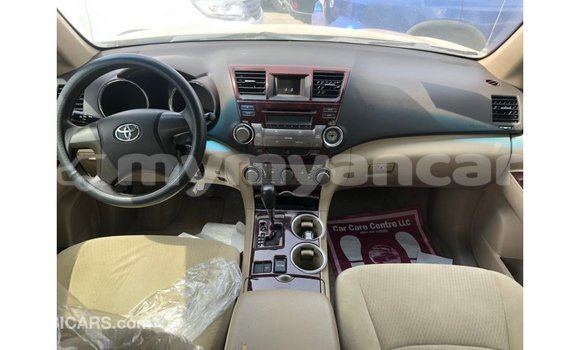 သွင်းကုန် Toyota Highlander Other ကား Import - Dubai Ayeyarwady သွင်းကုန် Toyota Highlander Other ကား Import - Dubai Ayeyarwady