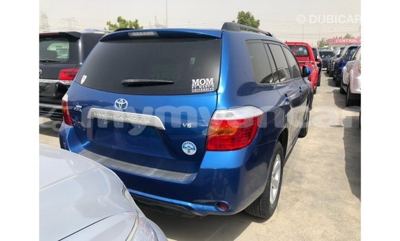 သွင်းကုန် Toyota Highlander Blue ကား Import - Dubai Ayeyarwady သွင်းကုန် Toyota Highlander Blue ကား Import - Dubai Ayeyarwady