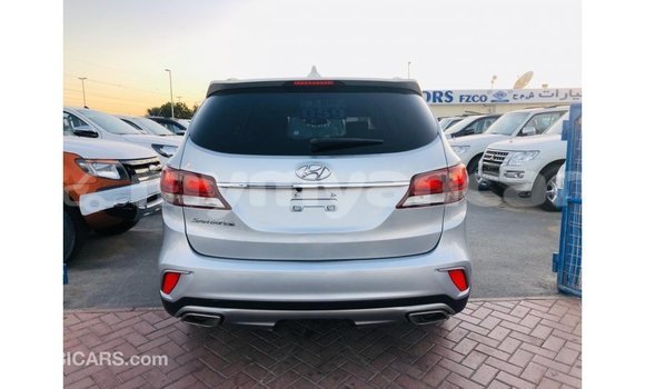 သွင်းကုန် Hyundai Santa Fe Other ကား Import - Dubai Ayeyarwady သွင်းကုန် Hyundai Santa Fe Other ကား Import - Dubai Ayeyarwady