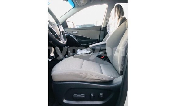သွင်းကုန် Hyundai Santa Fe Other ကား Import - Dubai Ayeyarwady သွင်းကုန် Hyundai Santa Fe Other ကား Import - Dubai Ayeyarwady