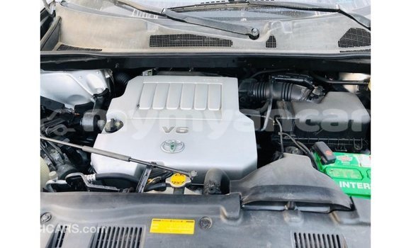 Buy Import Toyota Highlander Other Car in Import - Dubai in Ayeyarwady Buy Import Toyota Highlander Other Car in Import - Dubai in Ayeyarwady