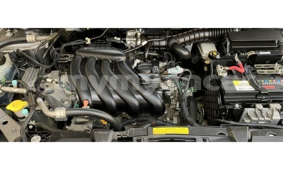 Buy Import Renault Fluence Other Car in Import - Dubai in Ayeyarwady Buy Import Renault Fluence Other Car in Import - Dubai in Ayeyarwady