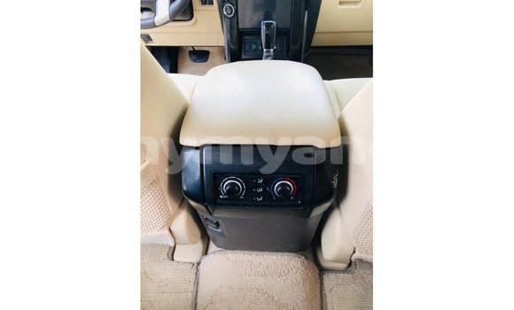 သွင်းကုန် Toyota Prado White ကား Import - Dubai Ayeyarwady သွင်းကုန် Toyota Prado White ကား Import - Dubai Ayeyarwady