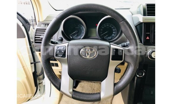 သွင်းကုန် Toyota Prado White ကား Import - Dubai Ayeyarwady သွင်းကုန် Toyota Prado White ကား Import - Dubai Ayeyarwady