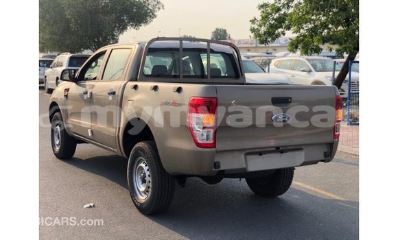သွင်းကုန် Ford Ranger Brown ကား Import - Dubai Ayeyarwady သွင်းကုန် Ford Ranger Brown ကား Import - Dubai Ayeyarwady