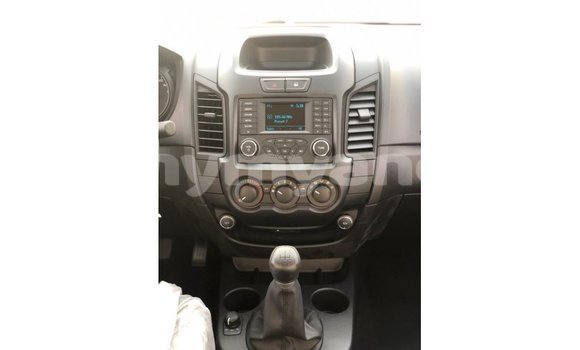 သွင်းကုန် Ford Ranger Brown ကား Import - Dubai Ayeyarwady သွင်းကုန် Ford Ranger Brown ကား Import - Dubai Ayeyarwady