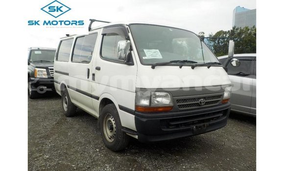 Buy Import Toyota Hiace White Car in Import - Dubai in Ayeyarwady Buy Import Toyota Hiace White Car in Import - Dubai in Ayeyarwady