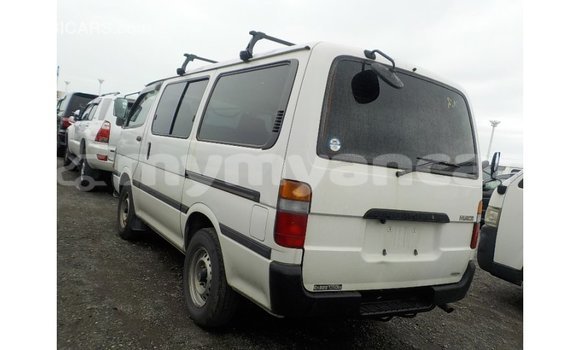 Buy Import Toyota Hiace White Car in Import - Dubai in Ayeyarwady Buy Import Toyota Hiace White Car in Import - Dubai in Ayeyarwady
