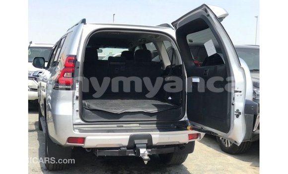 သွင်းကုန် Toyota Prado Other ကား Import - Dubai Ayeyarwady သွင်းကုန် Toyota Prado Other ကား Import - Dubai Ayeyarwady