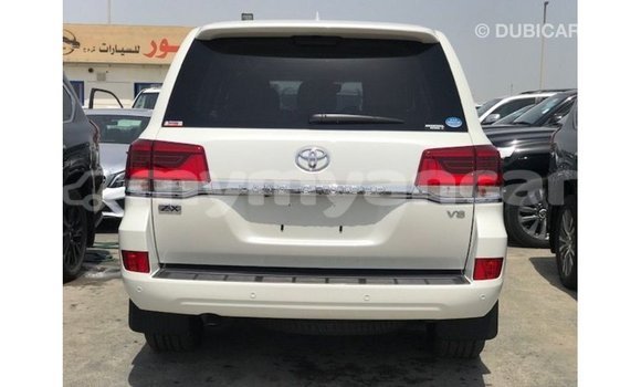 Acheter Import Voiture Toyota Land Cruiser Blanc à Import - Dubai, #<Region:0x000000000c5121b8> Acheter Import Voiture Toyota Land Cruiser Blanc à Import - Dubai, #<Region:0x000000000c5121b8>