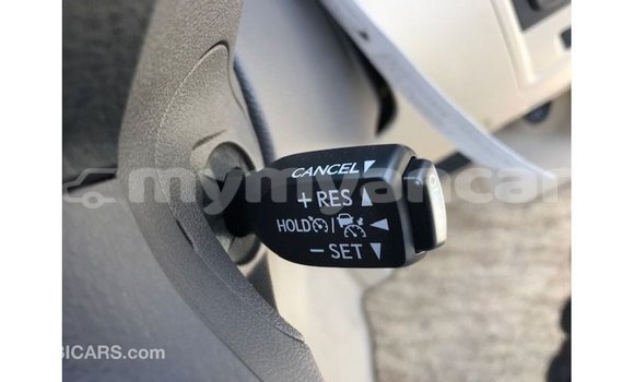 Acheter Import Voiture Toyota Land Cruiser Blanc à Import - Dubai, #<Region:0x000000000c5121b8> Acheter Import Voiture Toyota Land Cruiser Blanc à Import - Dubai, #<Region:0x000000000c5121b8>