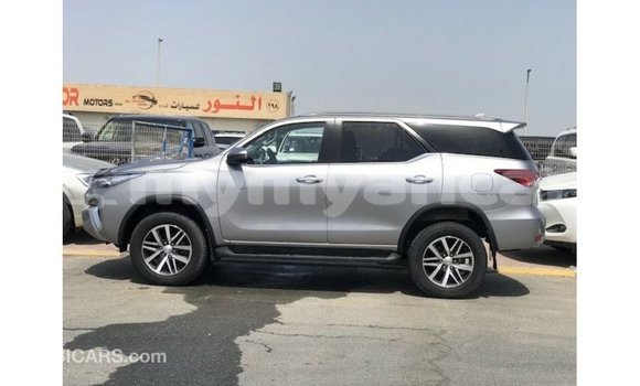 သွင်းကုန် Toyota Fortuner Other ကား Import - Dubai Ayeyarwady သွင်းကုန် Toyota Fortuner Other ကား Import - Dubai Ayeyarwady
