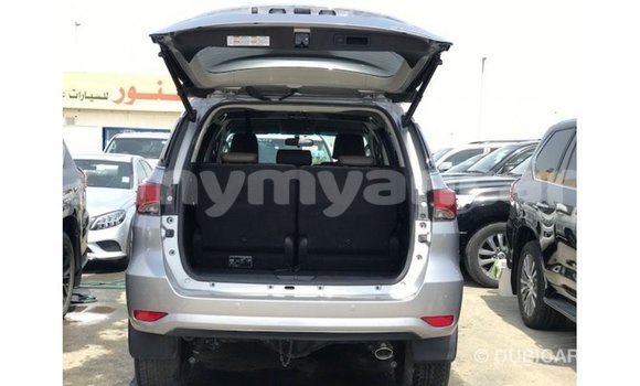 သွင်းကုန် Toyota Fortuner Other ကား Import - Dubai Ayeyarwady သွင်းကုန် Toyota Fortuner Other ကား Import - Dubai Ayeyarwady