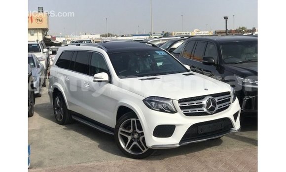 သွင်းကုန် Mercedes-Benz 190 (W201) White ကား Import - Dubai Ayeyarwady သွင်းကုန် Mercedes-Benz 190 (W201) White ကား Import - Dubai Ayeyarwady