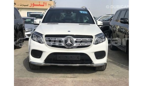 သွင်းကုန် Mercedes-Benz 190 (W201) White ကား Import - Dubai Ayeyarwady သွင်းကုန် Mercedes-Benz 190 (W201) White ကား Import - Dubai Ayeyarwady