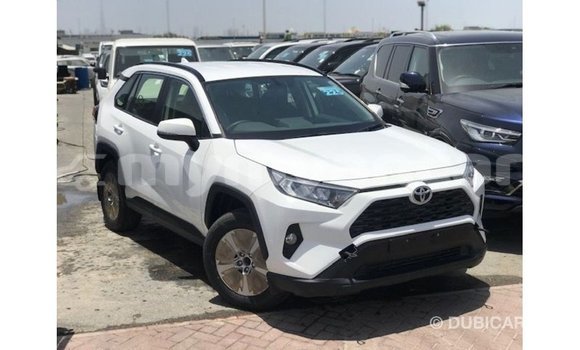 သွင်းကုန် Toyota 4Runner White ကား Import - Dubai Ayeyarwady သွင်းကုန် Toyota 4Runner White ကား Import - Dubai Ayeyarwady