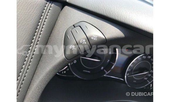 သွင်းကုန် Nissan Patrol Blue ကား Import - Dubai Ayeyarwady သွင်းကုန် Nissan Patrol Blue ကား Import - Dubai Ayeyarwady