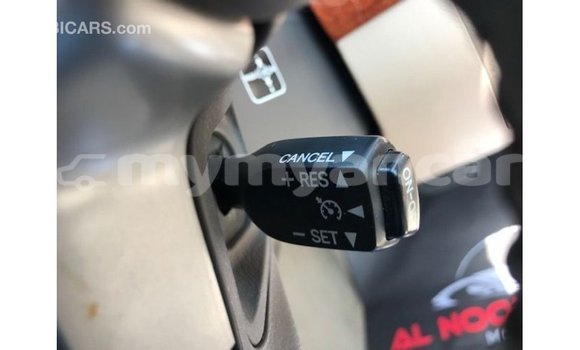 သွင်းကုန် Toyota Land Cruiser Red ကား Import - Dubai Ayeyarwady သွင်းကုန် Toyota Land Cruiser Red ကား Import - Dubai Ayeyarwady